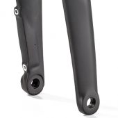 aera-road-disc-thru-axle